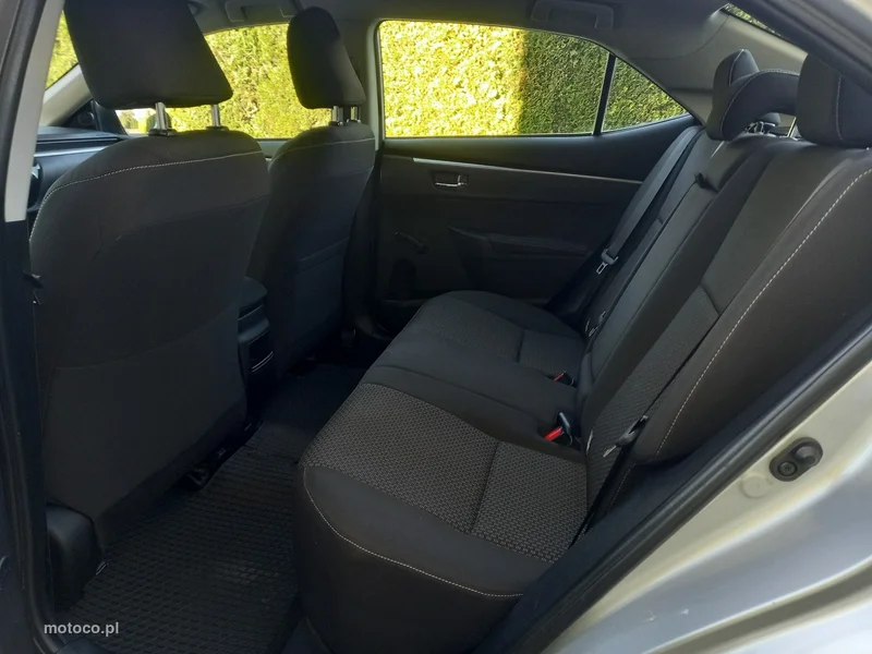 Toyota Corolla E160/E170 24