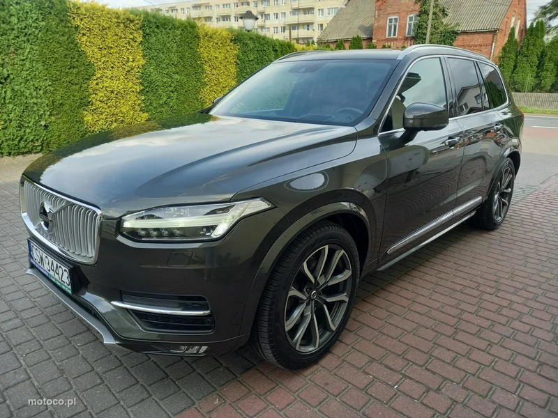 Volvo XC 90 11