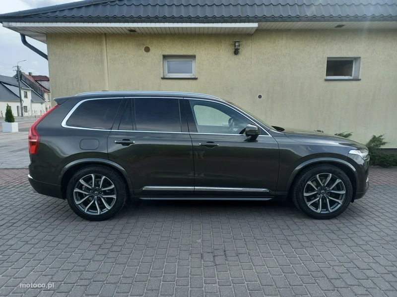 Volvo XC 90 12