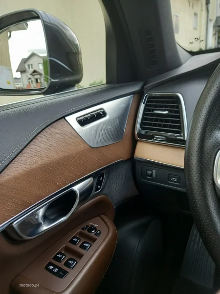 Volvo XC 90 34