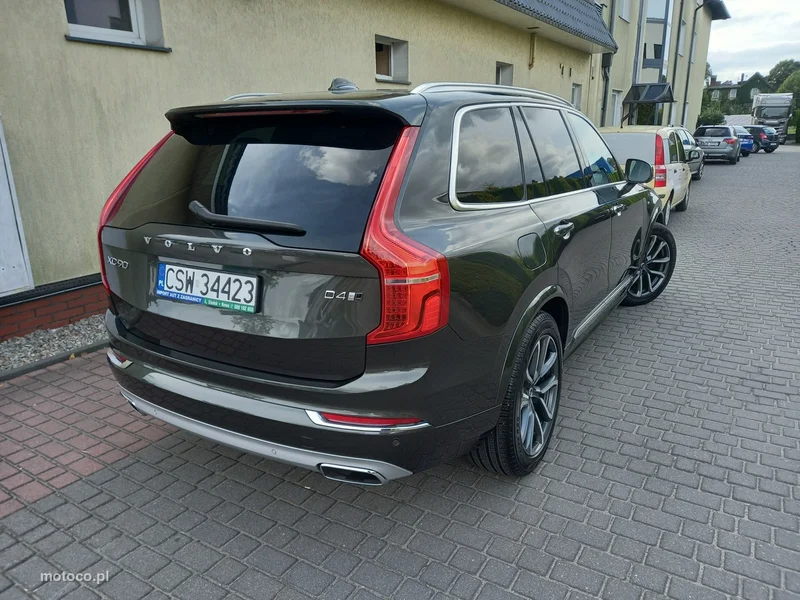 Volvo XC 90 6
