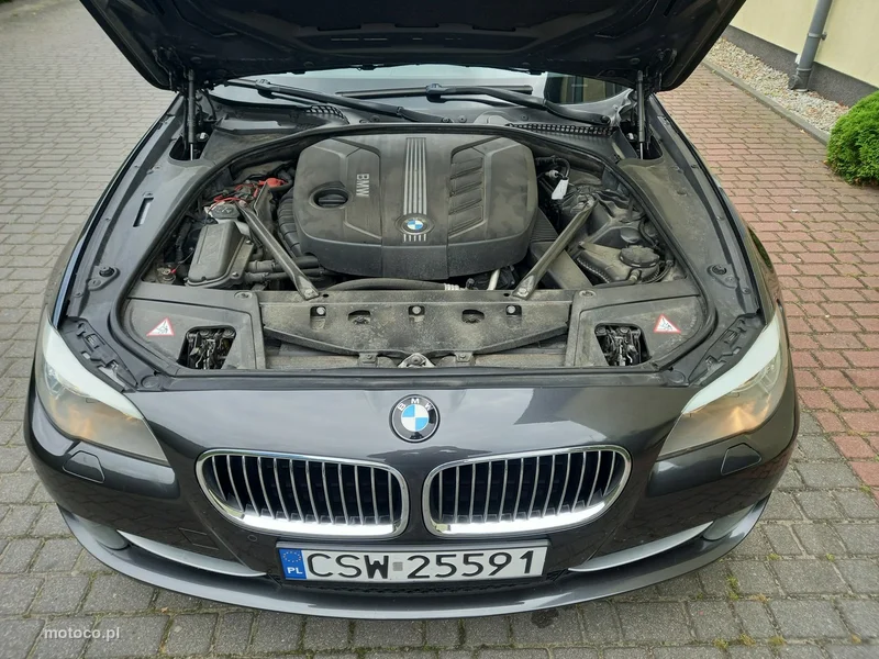 BMW Seria 5 F10 520 11