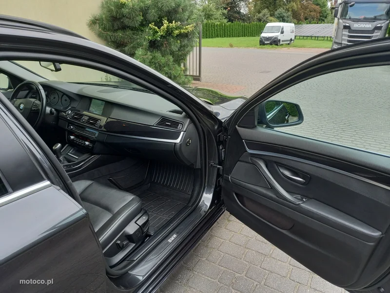 BMW Seria 5 F10 520 19