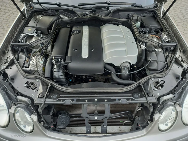 Mercedes-Benz Klasa E W211 E 220 16