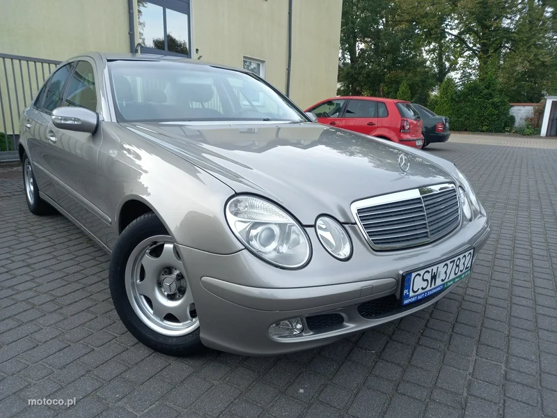 Mercedes-Benz Klasa E W211 E 220 8