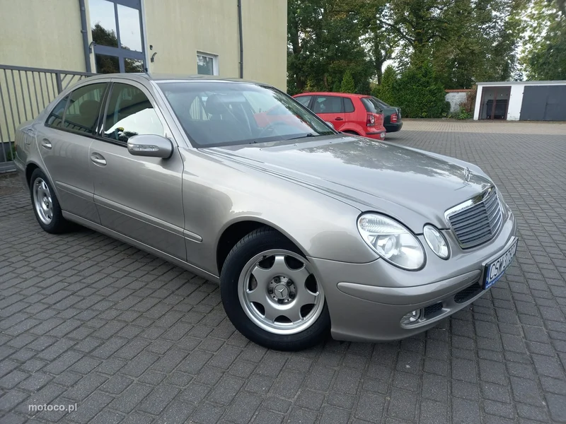 Mercedes-Benz Klasa E W211 E 220 9