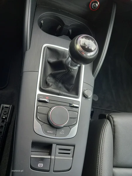 Audi A3 8V 33