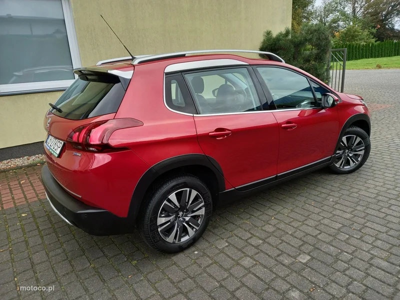 Peugeot 2008 5