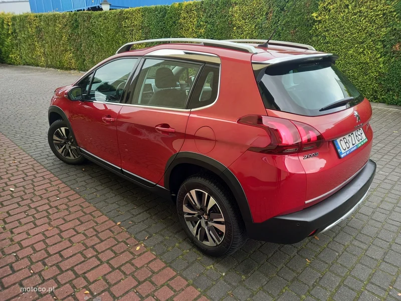 Peugeot 2008 7