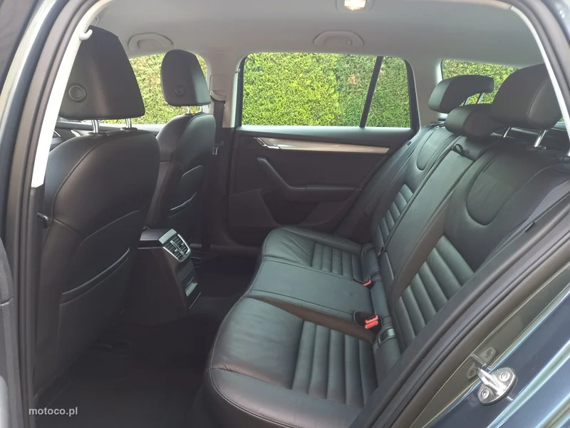 Skoda Octavia III 25