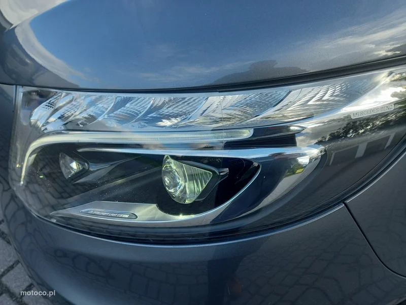 Mercedes-Benz Vito 21