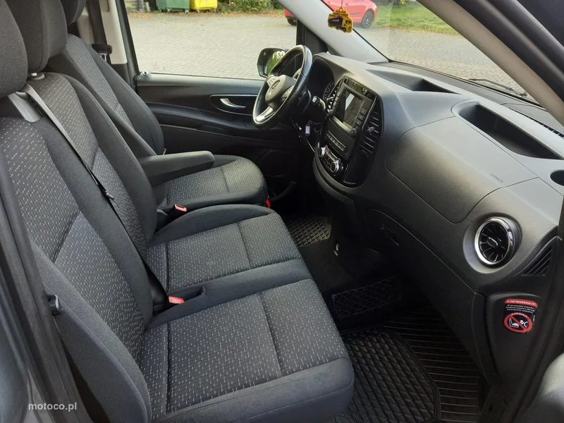 Mercedes-Benz Vito 24