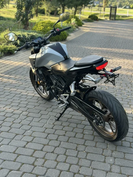 Honda CB 5