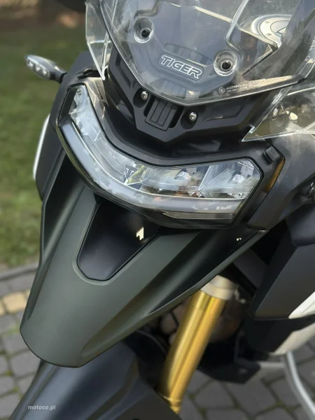 Triumph Tiger 12