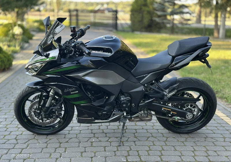 Kawasaki Ninja 1000 SX 6