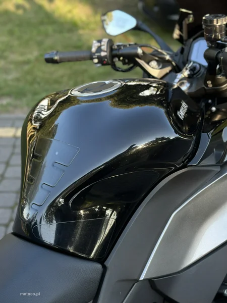 Kawasaki Ninja 1000 SX 21