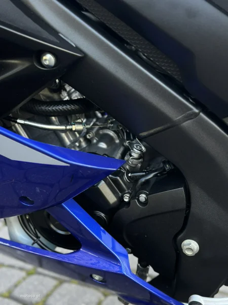 Yamaha R125 15