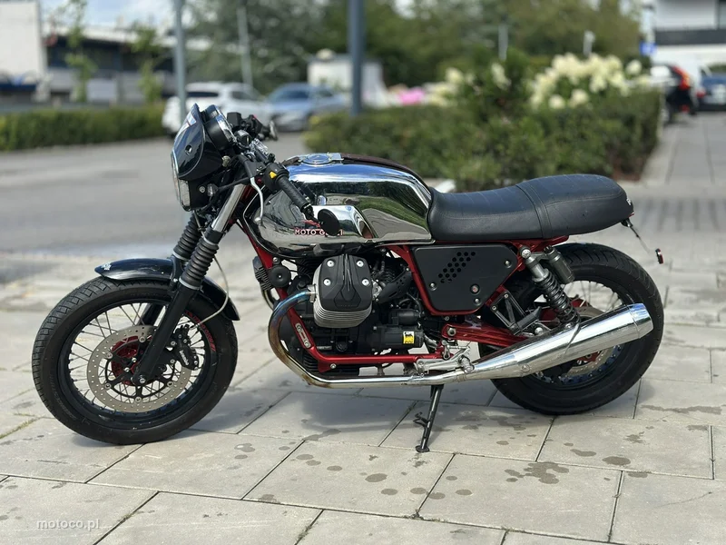 Moto Guzzi V7 6
