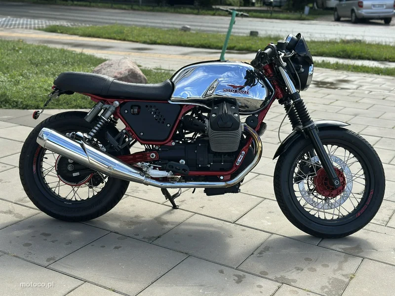 Moto Guzzi V7 3