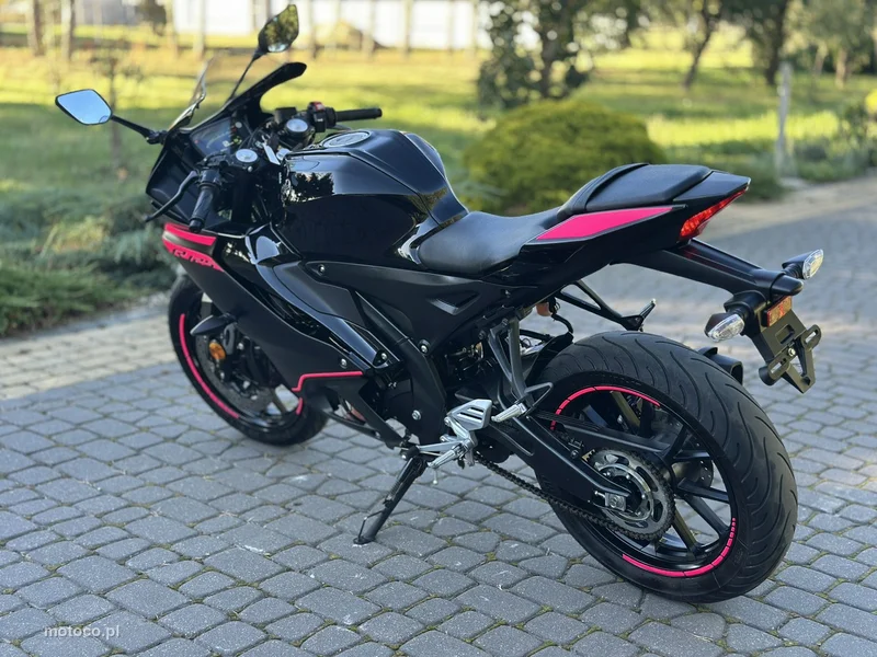 Yamaha R125 5