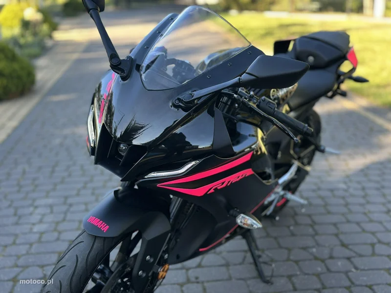 Yamaha R125 10
