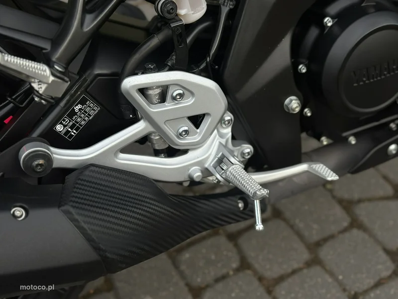 Yamaha MT 12