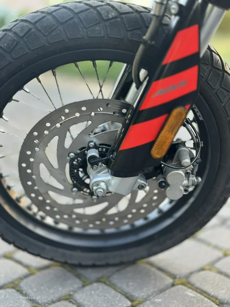 Aprilia SX 18