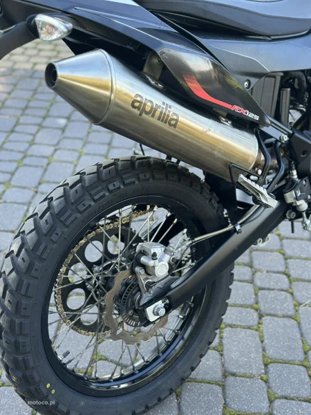 Aprilia RX 9