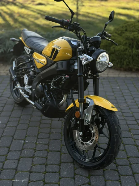 Yamaha XSR 16