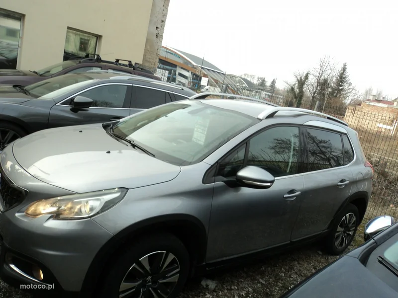 Peugeot 2008 4