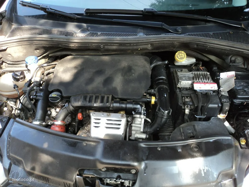 Peugeot 208 14