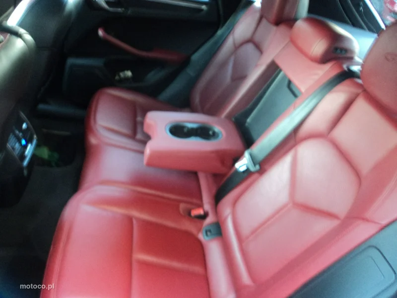 Porsche Macan 95B 13