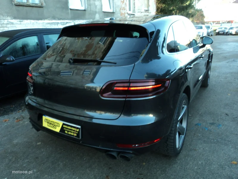 Porsche Macan 95B 6