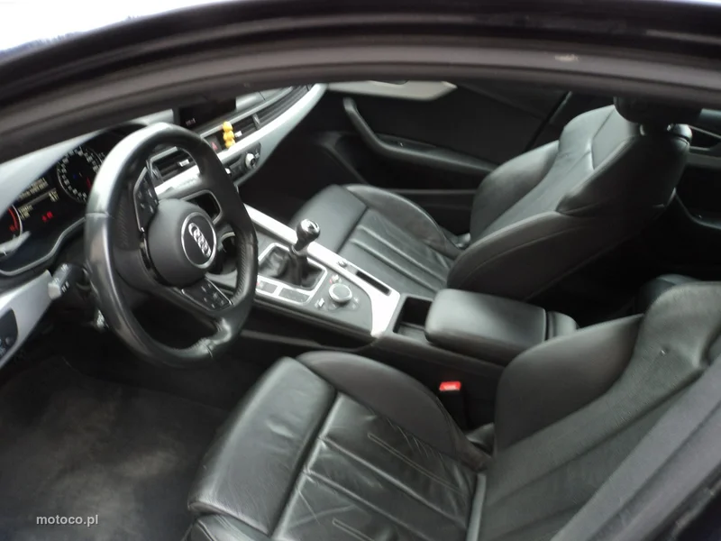 Audi A4 B9 11