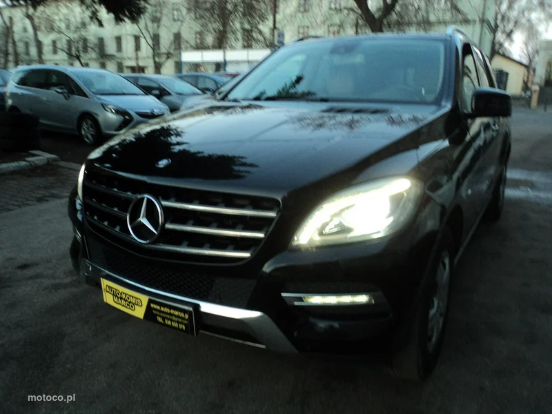 Mercedes-Benz ML W166 ML 350 3