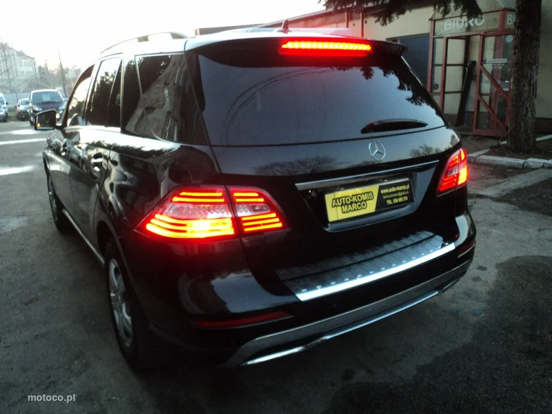 Mercedes-Benz ML W166 ML 350 5