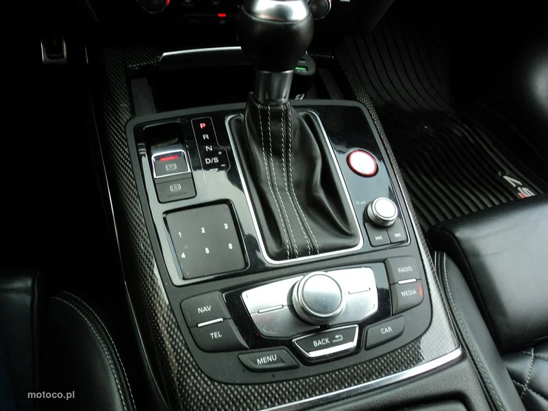 Audi A7 4G 8