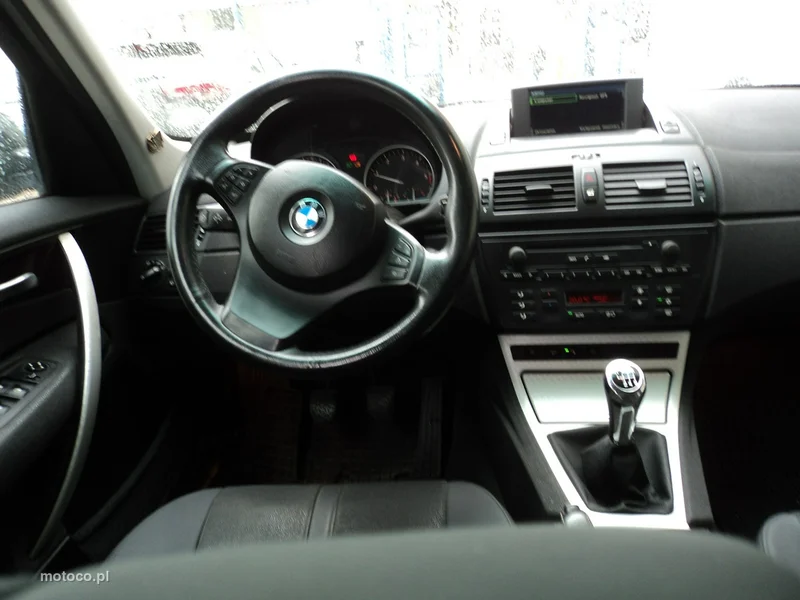 BMW X3 E83 10