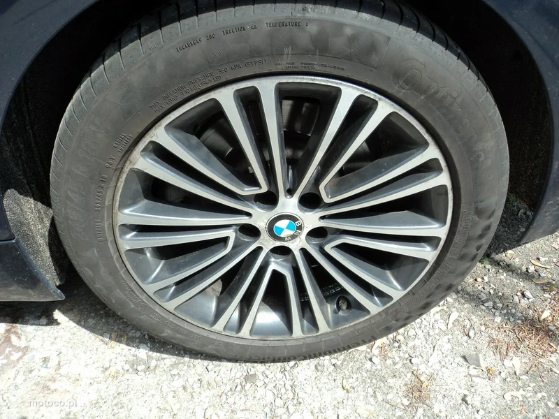 BMW Seria 5 G30 525 19