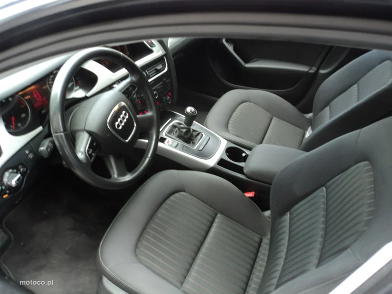 Audi A4 B8 12