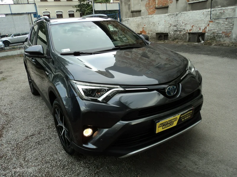 Toyota RAV 4 XA40 2