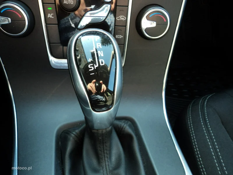 Volvo V60 13