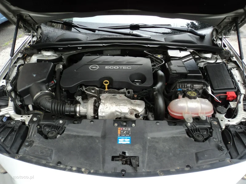 Opel Insignia Sports Tourer 19