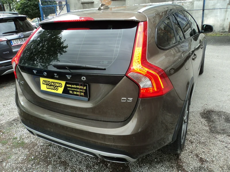 Volvo V60 Cross Country 5