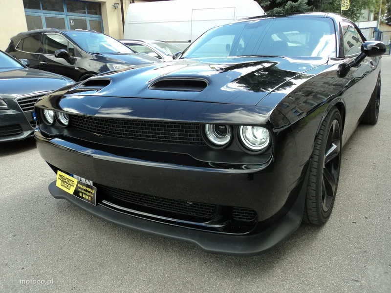 Dodge Challenger 2