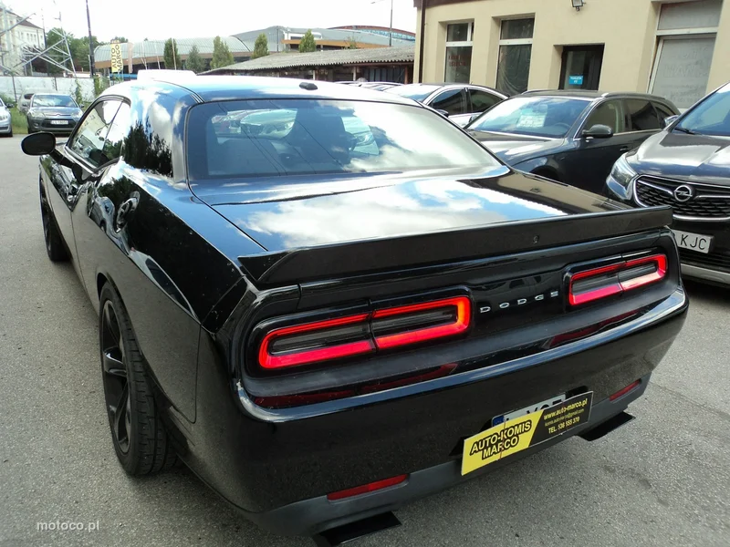Dodge Challenger 5