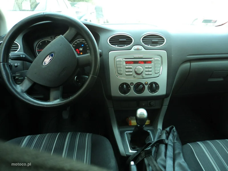 Ford Focus II 19