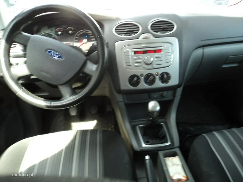 Ford Focus II 9