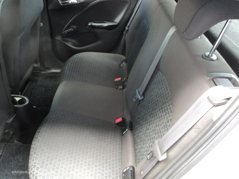 Opel Corsa E 7
