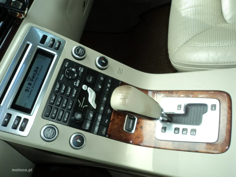 Volvo XC 70 16